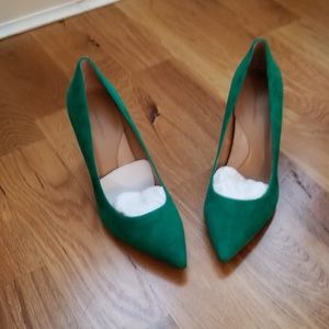 Banana Republic Madison green emerald pumps